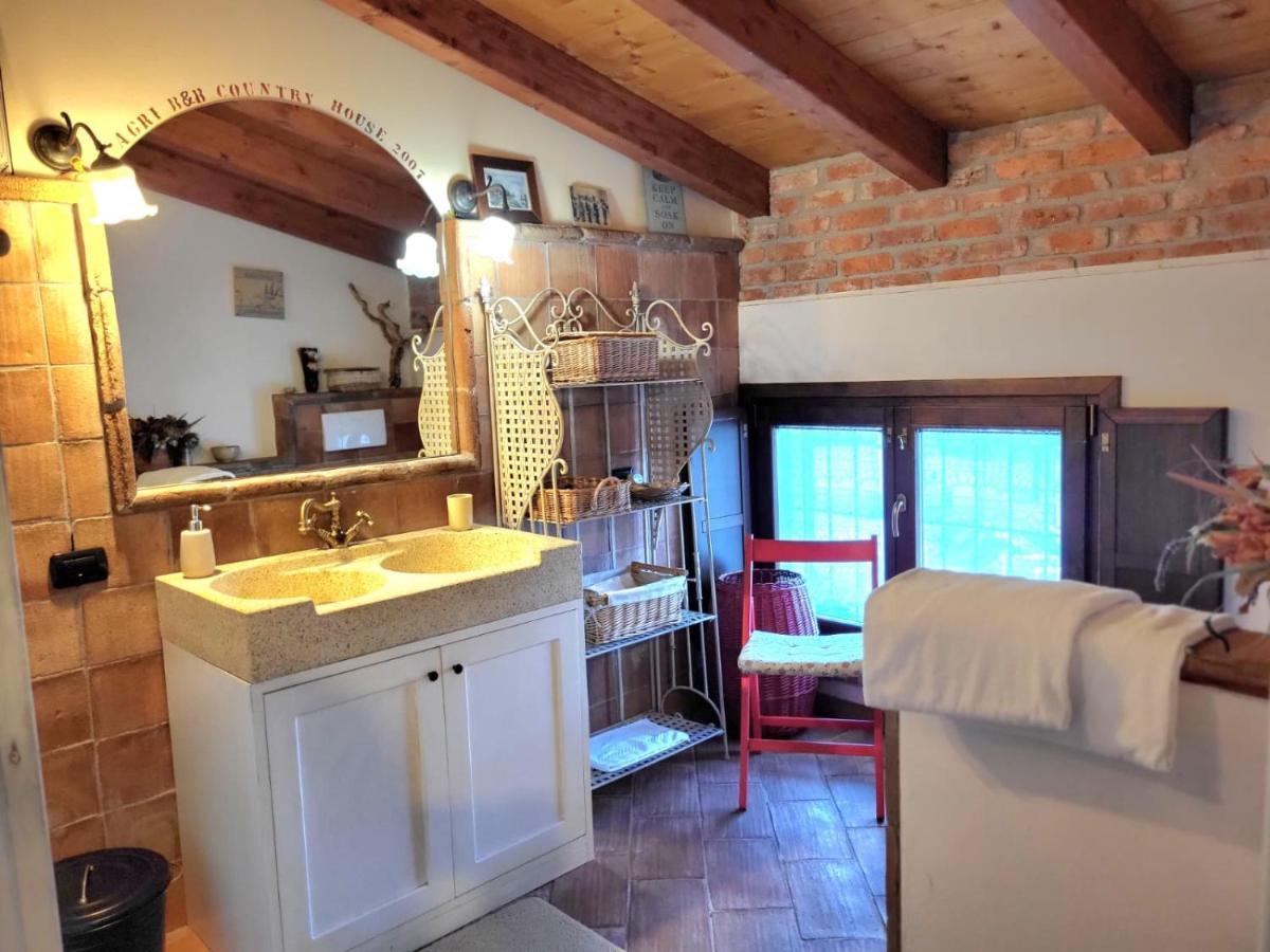 B&B Relais Cascina Al Campaccio Taino Zewnętrze zdjęcie